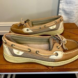 Sperry boatshoes tan size 7 womens